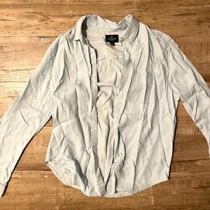 American Eagle Button down top